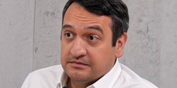 EU retira visa a Andy López Beltrán; acusa una decisión política y propagandística