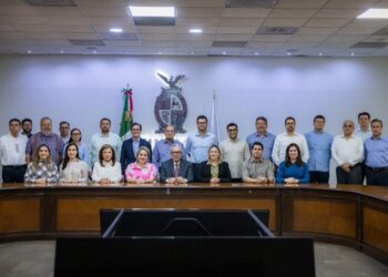Rubén Rocha Moya reasume el cargo y encabeza su primera reunión de seguridad en Sinaloa