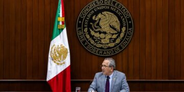 Congreso de Sinaloa aprueba nueva licencia de Rubén Rocha Moya y elegirá gobernador interino
