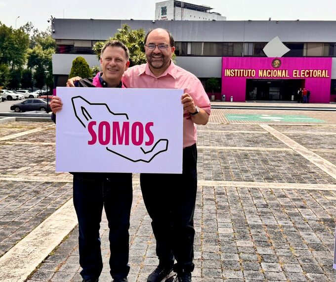 “Somos” sustituye a “Somos México” y presenta nuevo emblema ante el INE