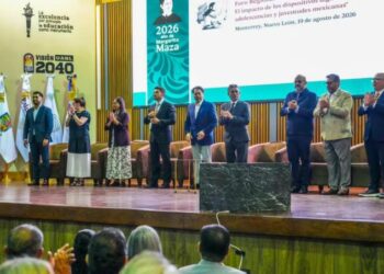 SEP busca poner límites al uso de celulares en escuelas sin frenar sus beneficios educativos