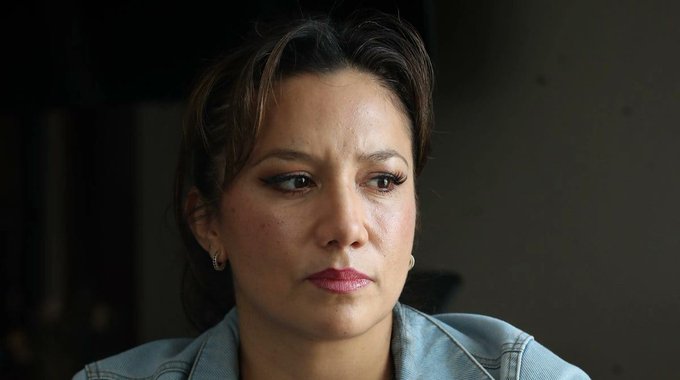 Brenda Quevedo podrá salir de casa sin brazalete; seguirá sujeta al proceso por caso Wallace