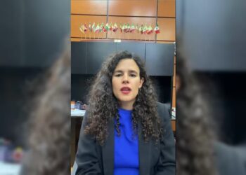 Luisa Alcalde asegura que no señaló a periodistas, sino a redes de amplificación digital