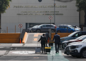 Niegan suspensión definitiva a Gilda Lozoya Austin contra posible orden de aprehensión