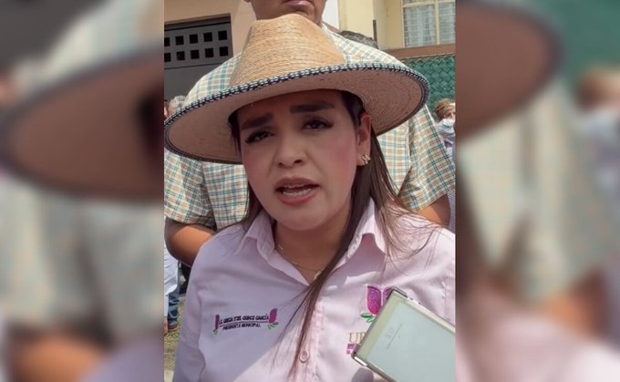 Alcaldesa de Uruapan busca que la FGR realice extracción de celulares de Carlos Manzo