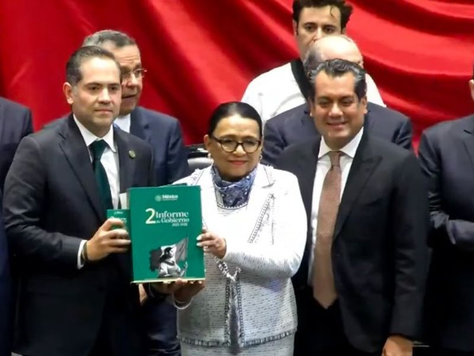 Segundo Informe de Sheinbaum: Rosa Icela cumple entrega formal ante el Congreso
