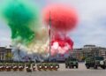 México conmemora su Independencia con desfile militar en las calles de CDMX