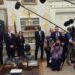 Juez ordena a la Casa Blanca devolver acceso a CNN, MS NOW y Politico tras veto de Trump