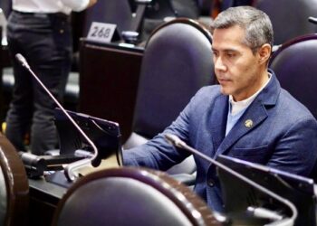 Director de Birmex, señalado por compras inmobiliarias y 19 viajes internacionales