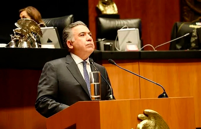 Oficializan salida de Enrique Inzunza de Morena; continuará como senador independiente