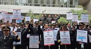 Pilotos de Aeroméxico protestan y exigen mayor aumento salarial antes del 1 de octubre