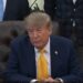 Trump cuestiona comercio con México y afirma que EU podría prescindir de sus productos
