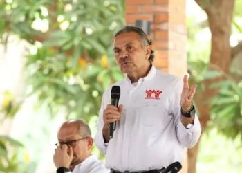 Ocultan patrimonio de Octavio Romero: Infonavit reserva propiedades, vehículos y cuentas