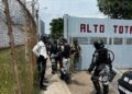 Suspenden visitas en penal de Mazatlán tras enfrentamiento con saldo de 10 muertos