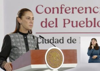 Sheinbaum firma decreto sobre doble nacionalidad y aborda accidente en Nayarit durante la Mañanera