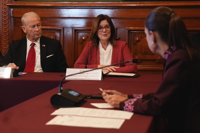 Sheinbaum y empresarios de EU buscan certidumbre para invertir en México pese a tensiones diplomáticas