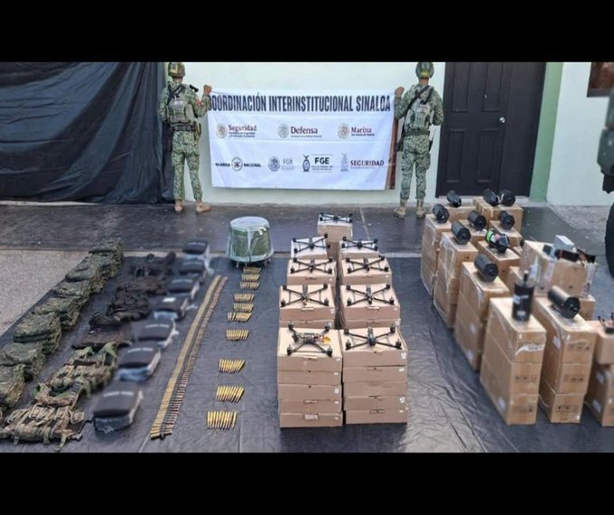 Aseguran drones, explosivos y precursores químicos en distintos puntos de Sinaloa