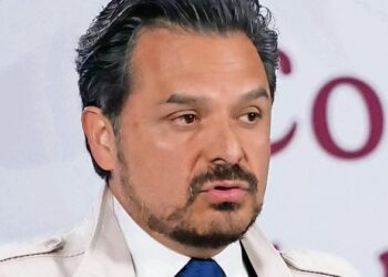 IMSS mantendrá a Zoé Robledo mientras avanzan negociaciones salariales y cambios operativos