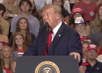 “No sé cómo pasó de bailarina a presidenta”: Trump sobre Sheinbaum.